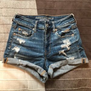 American Eagle High Waisted Short Distressed